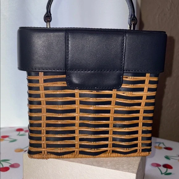 Kate Spade Blazer Blue Voyage Wicker Small Top Handle with/Strap EUC!! - Picture 3 of 15